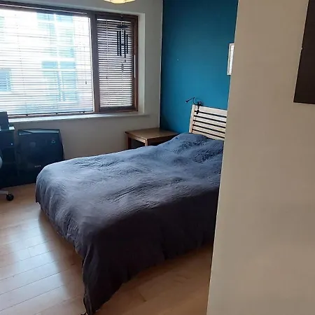 Spacious Riverside 1bd In Bustling Village